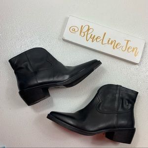 Vintage Foundry Arielle Western Booties NWOT